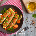 Déguster de délicieuses courgettes farçies au thon et champignons et de riz complet. Un recette diététiques et savoureuse qui vous fera plaisir